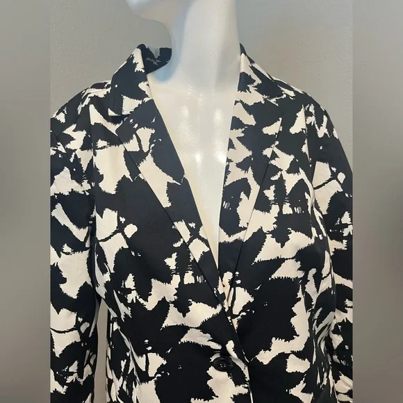 Coldwater Creek Women’s Black & White LS One Button Abstract Blazer Size 14 - Picture 3 of 16